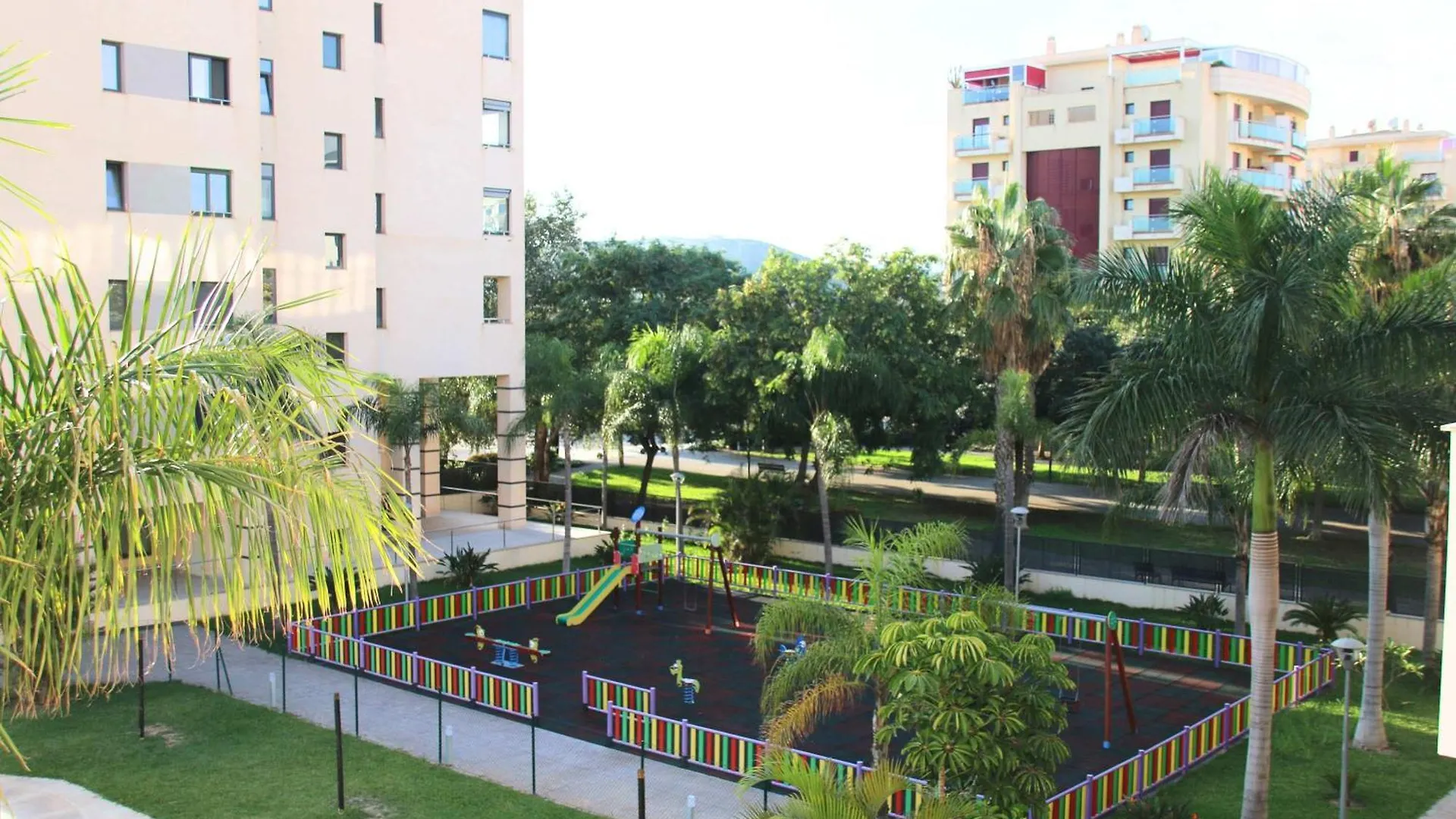 Beautiful Apartment With Pool And Gardens Torre Del Mar Spain
