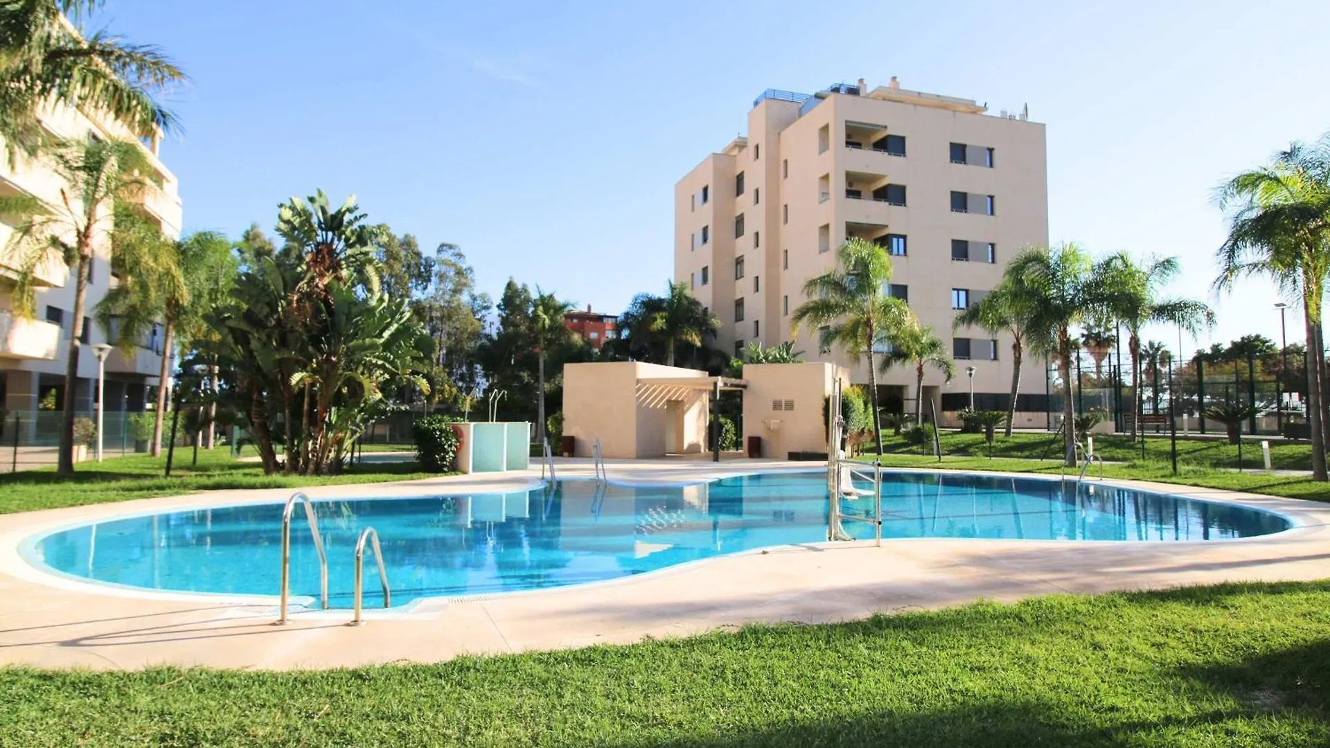 Beautiful Apartment With Pool And Gardens Torre Del Mar